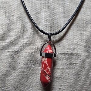 Red Howlite Stone Pendant 18" Necklace Lobster Claw Clasp TB74